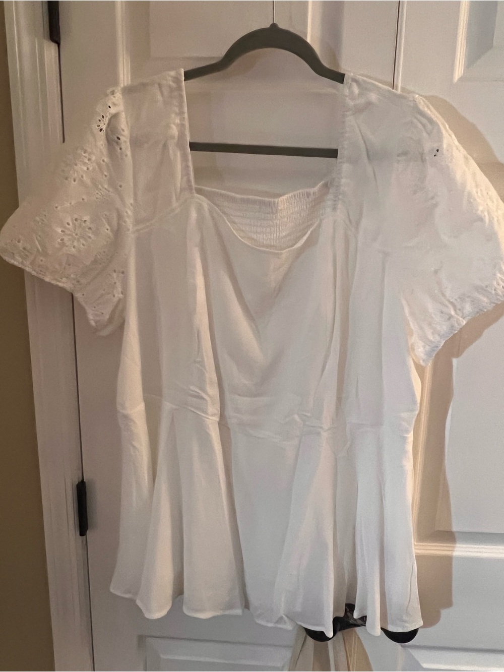 BloomChic White Eyelet Sleeve Peasant Blouse